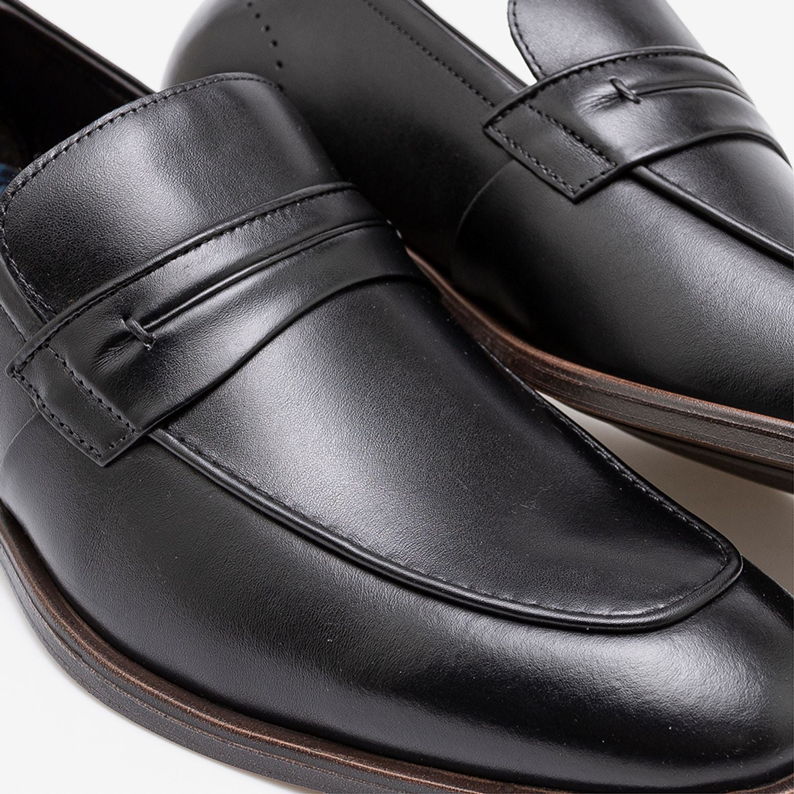 Sapato Smart Comfort Madison Hi-Soft 32 Preto - Image 3